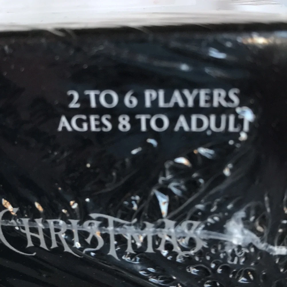 Monopoly: Disney Tim Burton’s The Nightmare Before Christmas collectible game - Picture 2 of 6